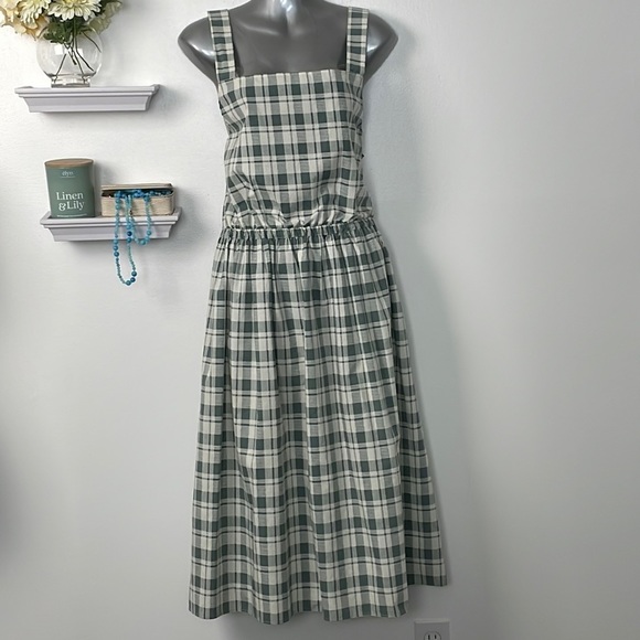 Plaid Bib Style Dress - Picture 5 of 12